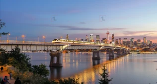 Seattle-də Lake Washington üzərindən keçən yeni işıq qatarı xətti nəyi dəyişəcək?