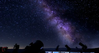 İlk dəfə: Kosmik tullantılar atmosferdə lityum buludu yaratdı, nələr baş verir?