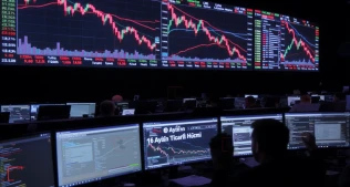 Kripto Birjalarda Ticarət Həcmi 16 Ayın Ən Aşağı Səviyyəsinə Niyə Çatdı?