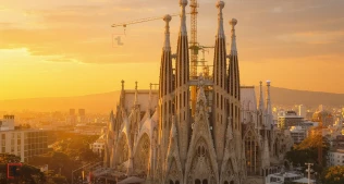 Tarixin ən uzun tikilisi: Barselonada Sagrada Familia 144 ildən sonra tamamlandı